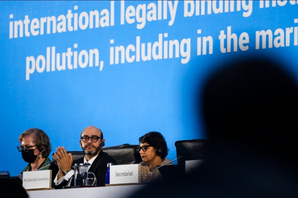 Countries fail to reach consensus on plastic pollution treaty