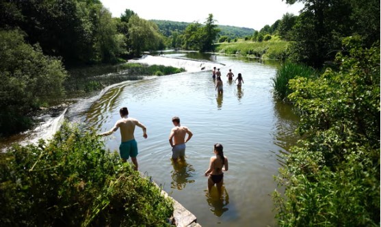 AI-Driven System Aims to Inform Public of Immediate Health Risks from Bacterial Water Pollution