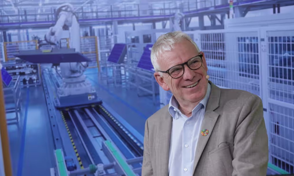 Countries must set aside differences and agree climate finance deal, says Cop29 negotiator