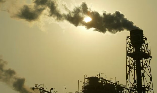 Foreign assistance for fossil fuel projects increased fourfold within just one year