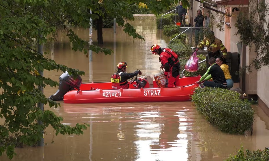 Flooding Devastates Central Europe, Exposing Lack of Preparedness, Say Climate Scientists