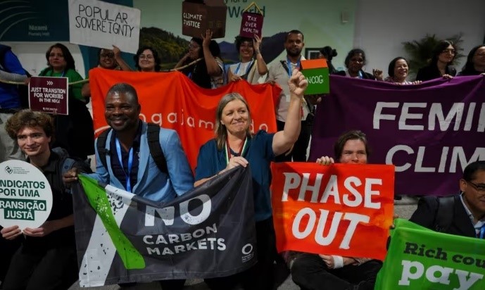 UN Warns G20 Leaders of "Economic Carnage" Without Climate Finance Agreement